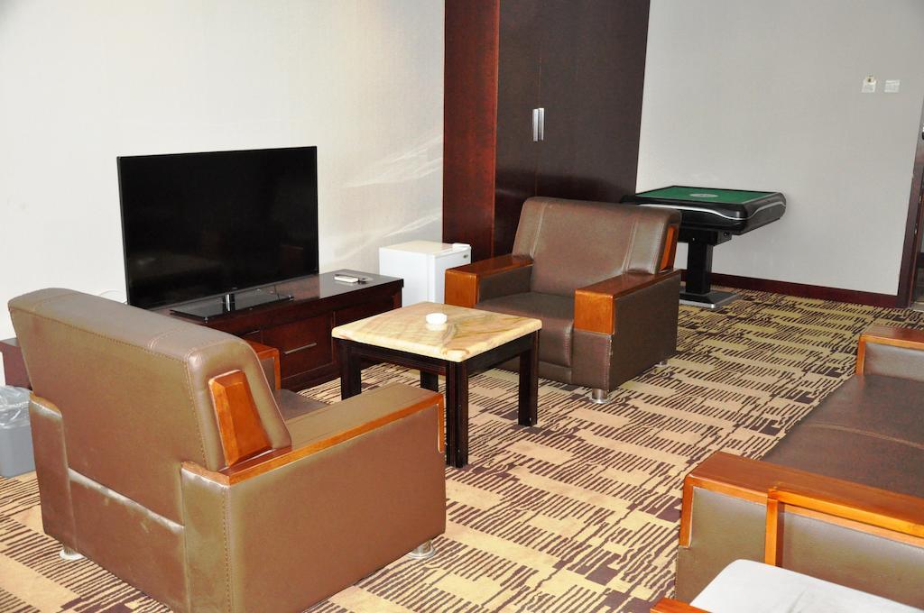Super 8 Hotel Beijing Capital International Airport Houshayu Subway Station Dış mekan fotoğraf